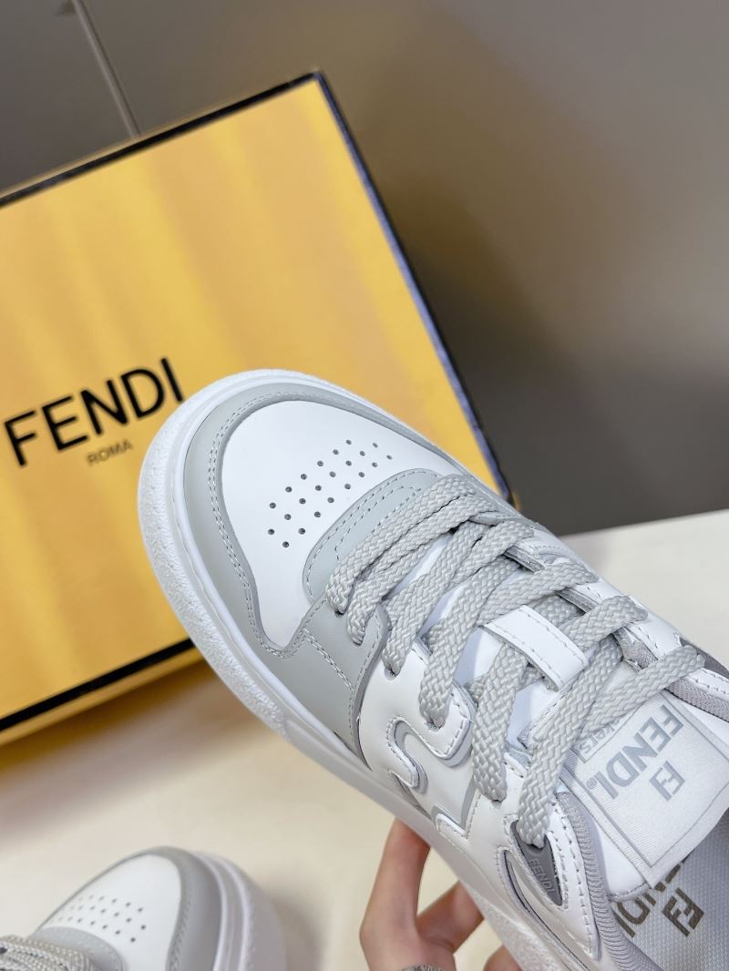 Fendi Low Shoes